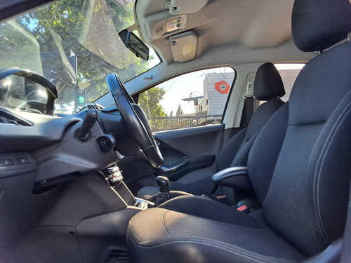 Peugeot 208 Active 1.2