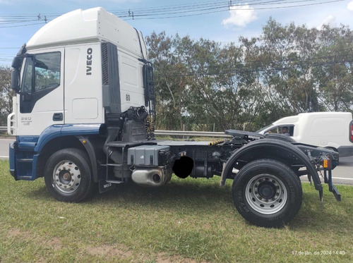Iveco Stralis 360 4x2 Automático