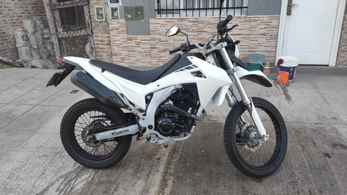 Imagen 4 de 4 de Corven Txr 250 L