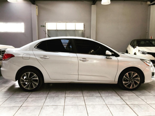 Imagen 2 de 6 de Citroen C4 Lounge 1.6thp