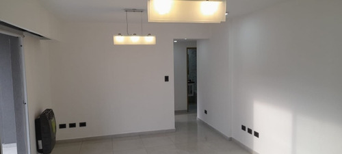 Imagen 4 de 14 de Departamento En Venta En Martin Coronado