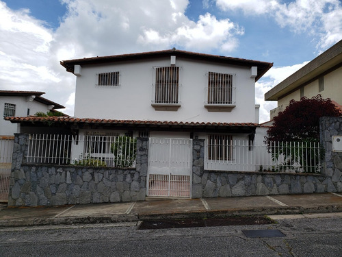 Los Naranjos Del Cafetal Hermosa Vista Calle Privada Vigilancia Tanque 10.000lts Renovada 2 Cocinas 4h/5b/4 Puestos Súper Oportunidad!! Hermosa Vista Oportunidad