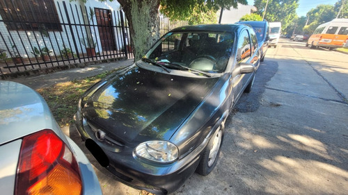 Chevrolet Corsa 1.6 Gl Aa Dh