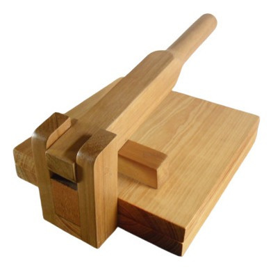 Tabla Para Hacer Empanadas Hallacas O Prensa De Madera