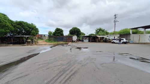 Terreno En La Zona Industrial / Las Carolinas Ve02-1690zi-yabi
