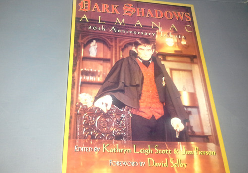 Libro Dark Shadows Almanac Vampiro Serie Tv Terror Sombras