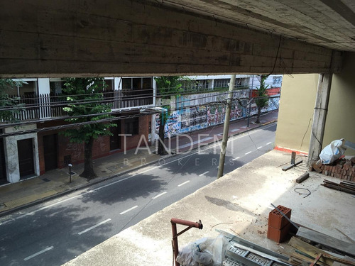Imagen 3 de 4 de Venta De Local Con Duplex A Terminar En Zona Comercial San Fernando.