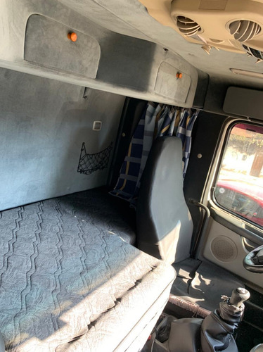 Imagem 11 de 15 de Volvo Fh12 440 6x2 Ano 2007 Branco Todo Revisado