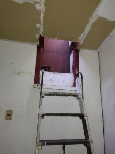 Local Con Vivienda