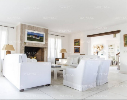 Casa En Venta En Faro De Punta Del Este-ref:25875