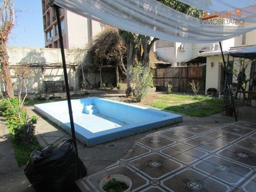 Imagen 18 de 19 de Casa En Venta De 7 Dorm. En Providencia