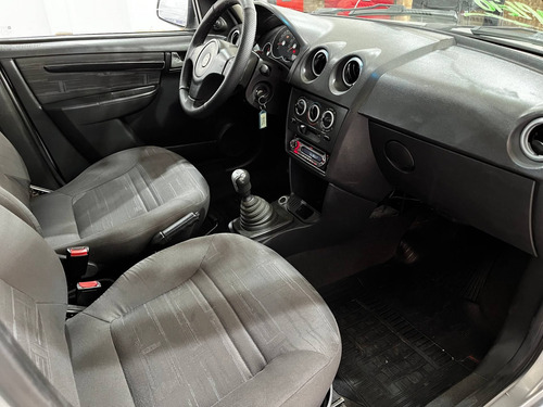 Imagem 11 de 14 de Chevrolet Prisma 1.4 Mpfi Maxx 8v Flex 4p Manual