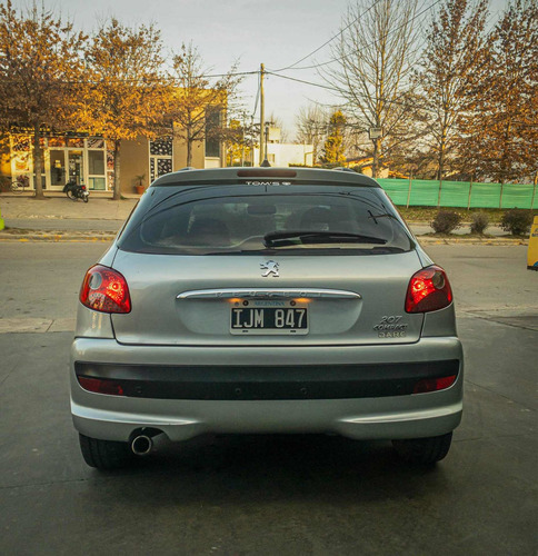 Imagen 3 de 11 de Peugeot 207 2009 1.6 Xt