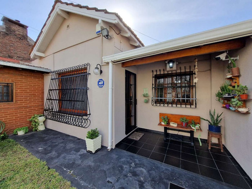 Imagen 17 de 30 de Venta Casa En Villa Lugano Con Patio Y Parrilla