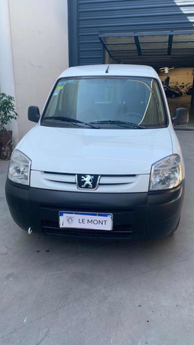Imagen 3 de 10 de Peugeot Partner 2016 1.6 Hdi Furgon Confort