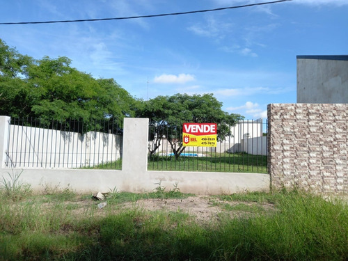 Imagen 3 de 13 de 600 M2 Con Muros Y Gran Piscina. Los Tucanes