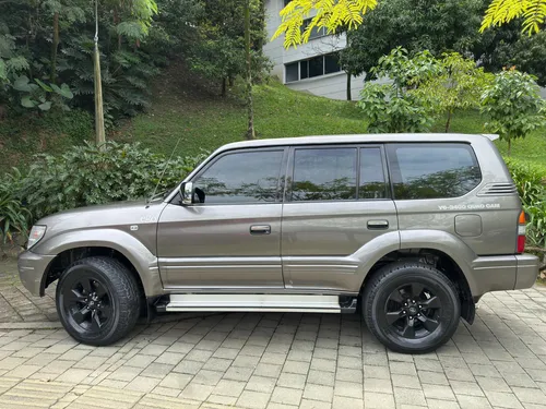 Toyota Prado VX 3.4 MT 4x4