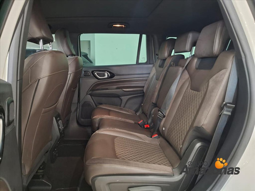 Jeep Commander 2.0 TD380 TURBO DIESEL OVERLAND AT9