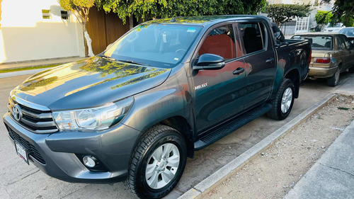 Toyota Hilux 2.7 Cabina Doble Sr Mt