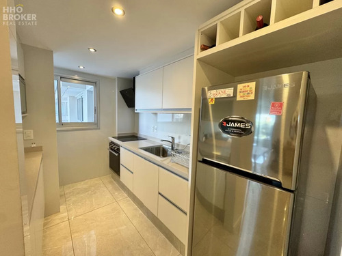 Departamento En Venta. Punta Del Este. Playa Mansa.