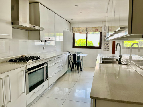 Se Arrienda Casa En Condominio, Camino Otoñal