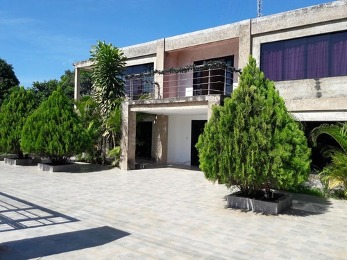 Imagen 1 de 20 de Rentahouse Concepto 0414-412.8424 / 22-15312
