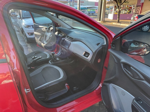 Imagem 6 de 9 de Chevrolet Onix Ls