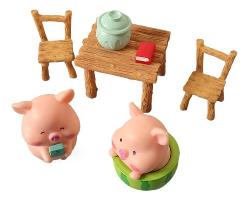 Pequeños Muebles De Cerdo En La Casa De Muñecas