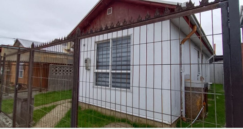 Oportunidad - Venta Casa En El Corazón De Frutillar Alto!