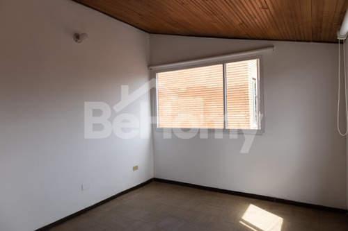 Imagen 9 de 16 de Hermosa Casa En Cedritos De 225 M2