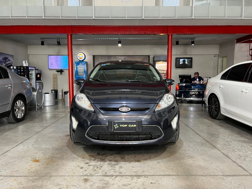 Imagen 4 de 15 de Ford Fiesta Kinetic Titanium 2012