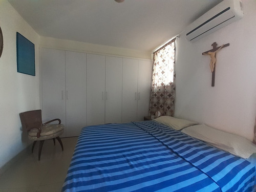 Imagen 10 de 17 de Apartamento En Venta Res. Cantarrana, Avenida Lara
