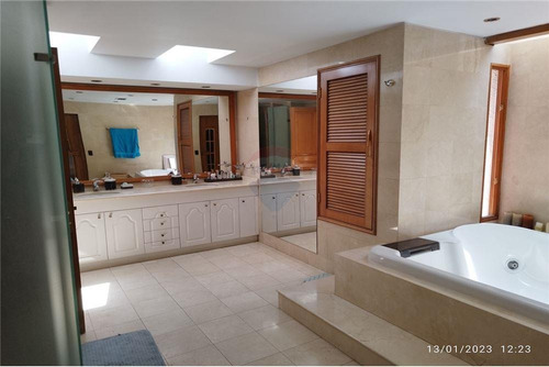 Imagen 5 de 18 de Venta Casa La Reina, Amplia, Luminosa