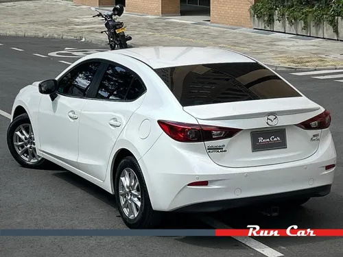 Mazda 3 2.0 Touring At