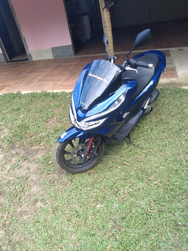 Imagem 1 de 10 de Honda Pcx Cbs 150