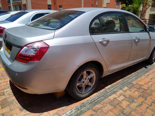 Geely Ec 1.8 Mt