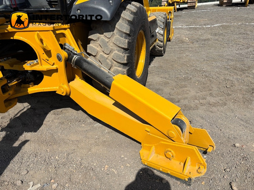 Retroexcavadora Cat 450 F