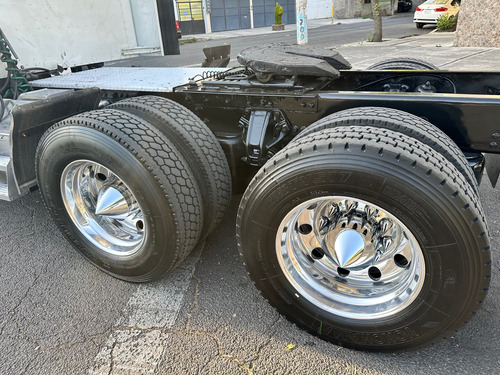 2016 Kenworth W900 Studio Sleeper Motor Cummins Isx15