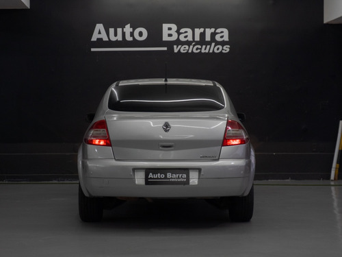 Renault Megane 1.6 DYNAMIQUE 16V FLEX 4P MANUAL