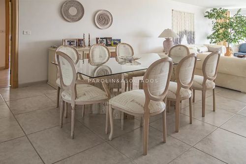 Divino Apartamento En Venta De 3 Dormitoriors En Torre Nueva York, Punta Del Este.