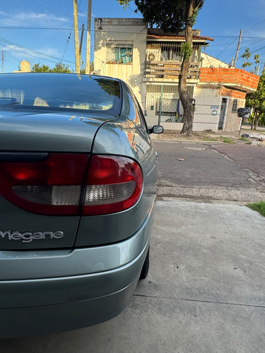 Renault Megane 1.9 TDI TRICUERPO