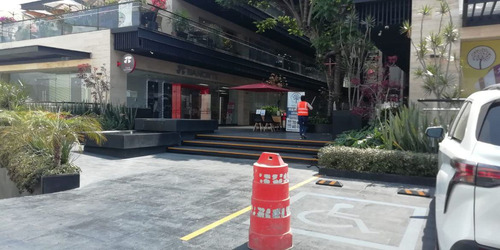 Local Comercial En Jacarandas, Cuernavaca, Morelos - Crb-986-lc