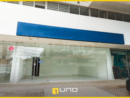 Imagen 7 de 8 de Local Comercial Con Amplio Frente En Alquiler