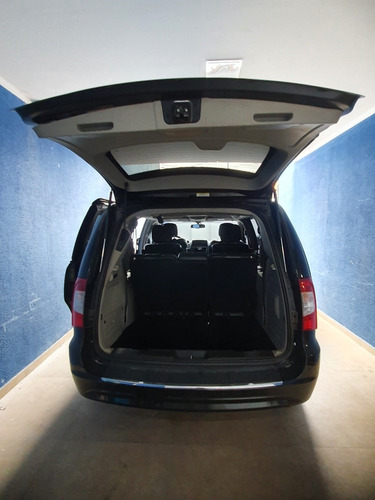 Chrysler Town & Country 2011 3.6 Limited 5p