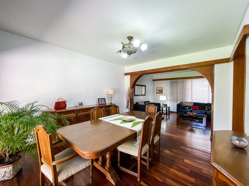 Imagen 2 de 30 de Venta Casa Devoto 6 Amb Cochera Y Jardin, Parrilla