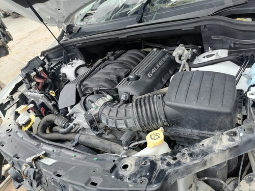 Imagen 7 de 11 de Desarmo Jeep Srt8 Año 2017 Solo Por Partes