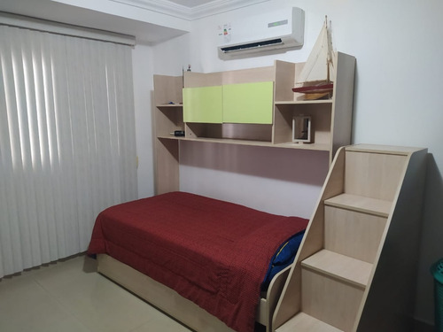 Imagen 17 de 25 de Town House En Urb. Lomas Del Este Res. Lomas Alto. Cl-fd605