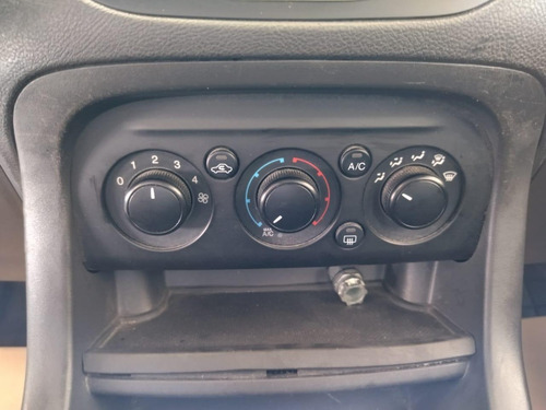 Imagen 14 de 15 de Ford Figo Energy 2019