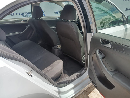 Imagen 5 de 14 de Volkswagen Jetta 2018 2.0 Tiptronic At