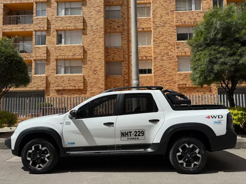 Renault Duster Oroch 1.3 Intens 4X4 Outsider